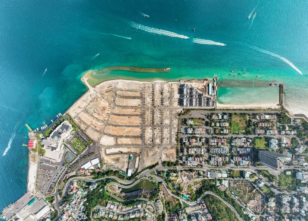 vinhomes-pearl-bay-di-san-vuot-thoi-gian-thu-hut-gioi-suu-tam-tai-san-hang-hieu-ven-vinh-nha-trang-2