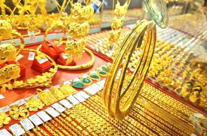 Giá vàng ngày 12/11/2025 bứt tốc mạnh mẽ: SJC tiến sát mốc 153 triệu đồng/lượng