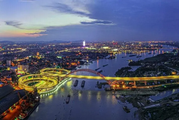 hai-phong-tang-lop-tinh-hoa-moi-troi-day-chat-song-duoc-tai-dinh-nghia