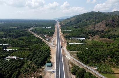 Hạ tầng liên vùng bứt tốc, mở đường cho CaraWorld cất cánh